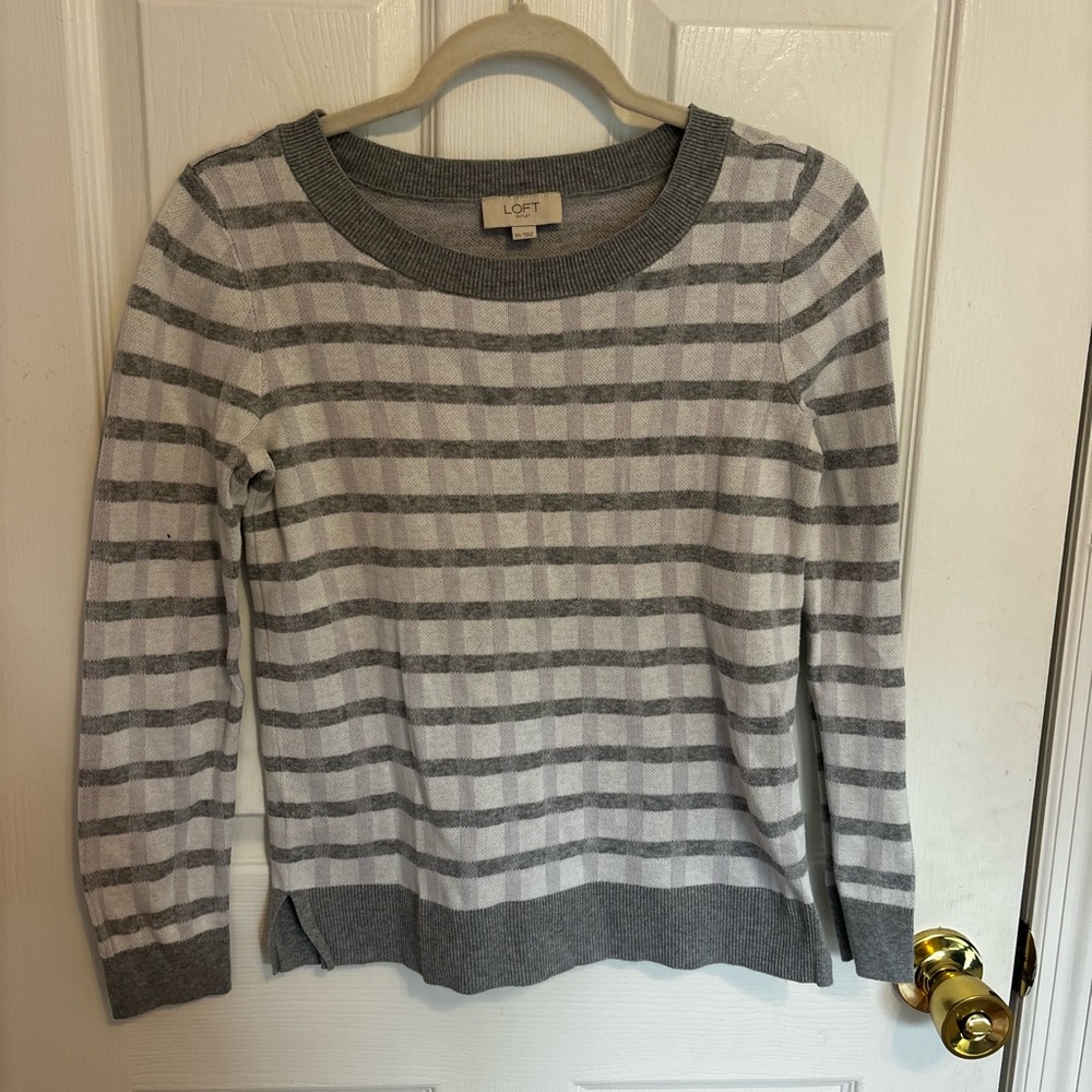 LOFT Gray Striped Women's Sweater